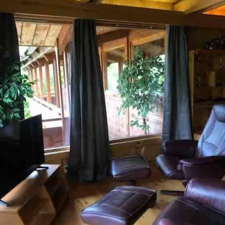Olden By The Fjords Of Norway, Bjorkelund Apartament Stryn