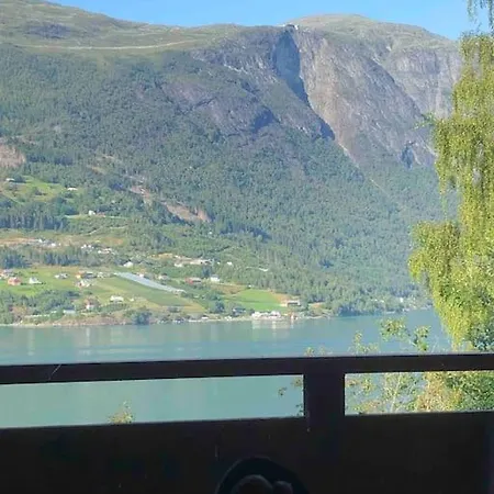 Olden By The Fjords Of Norway, Bjorkelund Apartament Stryn